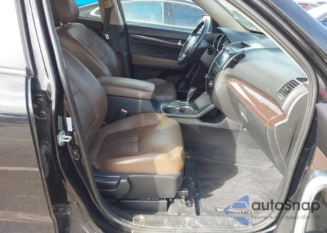 2011 Kia Sorento Ex V6 from USA, damaged, VIN 5XYKUDA2XBG178547